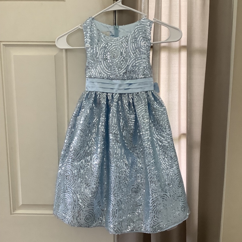 Sequined American Princess dress size 6x Blue